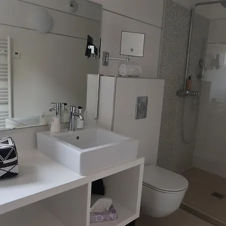 فيلة Paradisu مونتايسلو