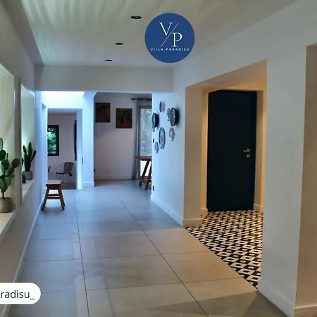 Villa Paradisu *