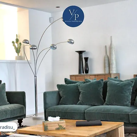 Paradisu Villa *