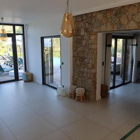 Paradisu Vila